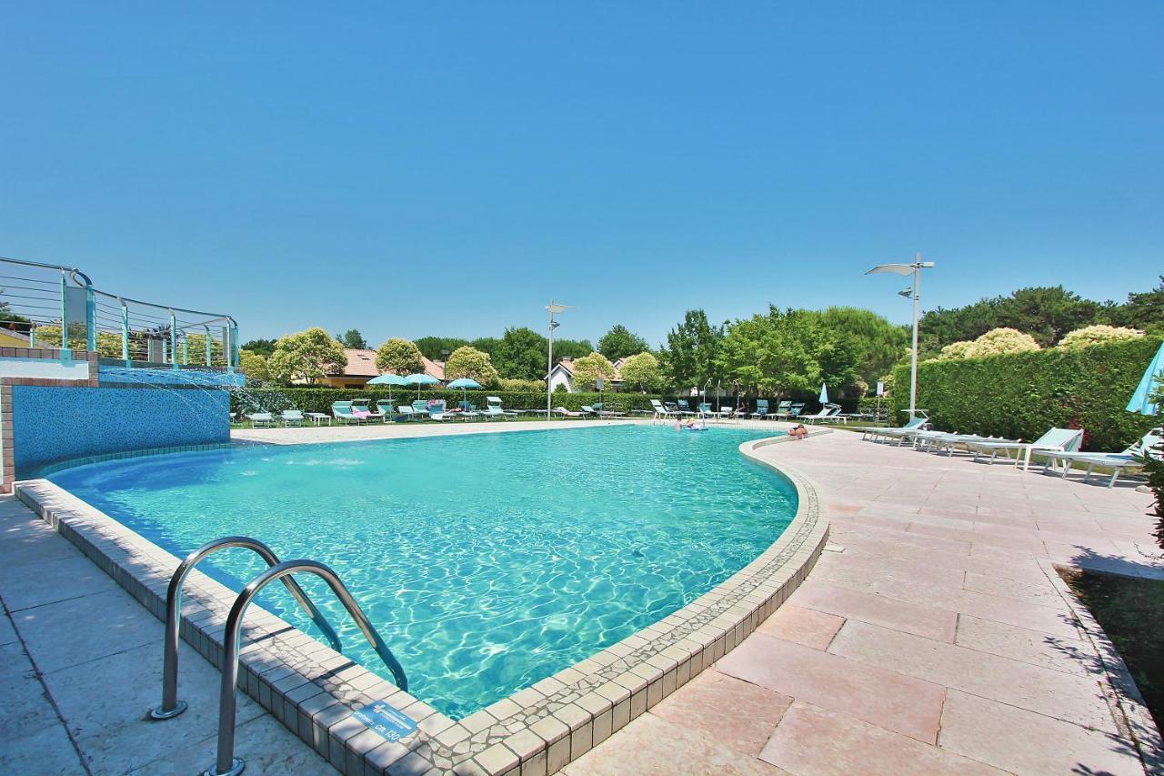 Resort Casabianca Lignano Sabbiadoro Bagian luar foto